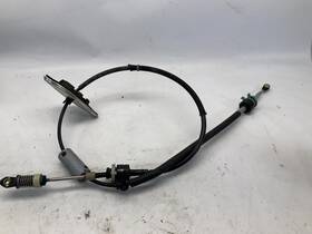 84095358 16-18 Chevrolet Malibu Automatic Transmission Shifter Cable Linkage Q