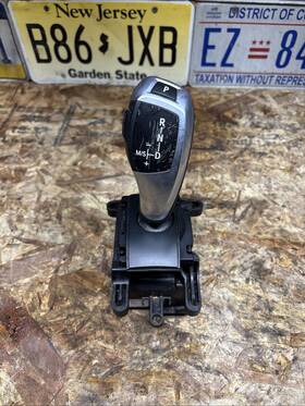 077-02 Bmw 2011-2017 F25 X3 Center Console Automatic Gear Shifter Selector Oem