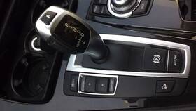 242.bm1p13 Bmw 528i 2013 Transmission Shift 27630