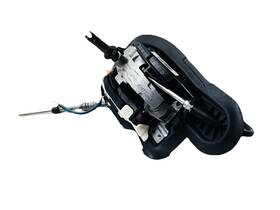 7561187 Bmw 2008-2013 135i E88 E82 Automatic Transmission Shifter Gear Lever Selector