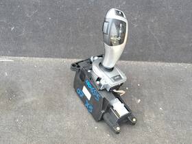 9149015-01 Bmw 2007-2010 X5 X6 Shift Lever Gear Selector Shifter Auto Trans Assembly Oem