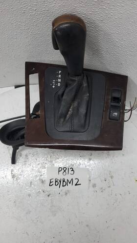 P813 Bmw 2005 330i Automatic Transmission Gear Shifter Assembly