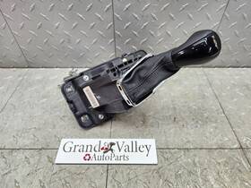 Cadillac 1187404 2009-2015 Cts-v Automatic Shifter Used Oem 22982941