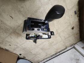 15146477 Cadillac 2004 2005 2006 2007 2008 Srx Rwd Shifter