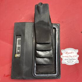 14029119 Chevrolet 1981-91 Chevy Squarebody 4x4 K10-30 Shifter Bezel Cover Np208 Transfer Case 4wd