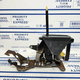 22610047 Chevrolet 00-05 Chevy Cavalier Automatic Transmission Gear Shifter Assembly Oem -read