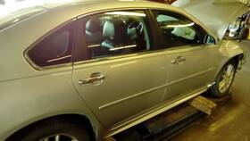 239.gm1o12 Chevrolet Impala 2012 Shift Lever Linkage 274721
