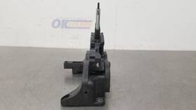 242.gm1m20 Chevrolet 20 2020 Chevy Malibu Automatic Transmission Shifter Assembly