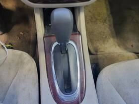 242.gm1s09 Chevrolet Impala 2009 Transmission Shift 410246