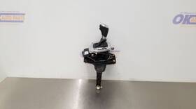 92286226 Chevrolet 17 Chevy Ss Automatic Transmission Shifter