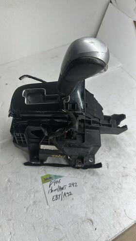 P906 Chevrolet 2011 Cruze Transmission Shifter Assembly