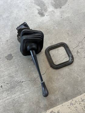 242.gm8795 Chevrolet Truck 95-99 Chevy Silverado 3500 Manual Transmission Shifter Handle