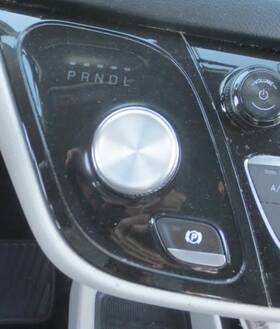 242.ch1720 Chrysler Transmission Shift Selector Fits 20-22 Voyager 152748