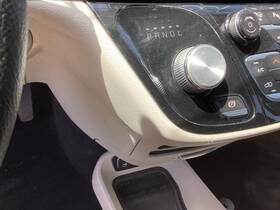 242.ch1e20 Chrysler Pacifica 2020 Transmission Shift 1873007