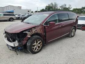 242.ch1f17 Chrysler Pacifica 2017 Transmission Shift 529233