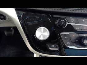 242.ch1f19 Chrysler Pacifica 2019 Transmission Shift 1053460