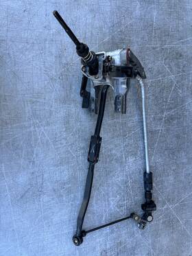 8029400002 Chrysler 2005 Crossfire Manual Transmission Shifter Floor Gear Selector M/t Oem