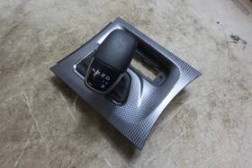239.ch2r19 Dodge 2015-2019 Charger Oem Transmission Shifter With Bezel 5ru19aaaaa