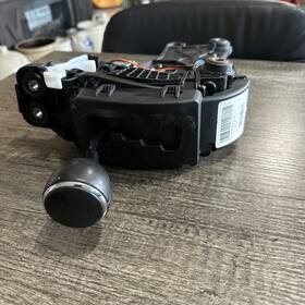 242-999132 Dodge 2013 Caravan Town And Country Automatic Transmission Shifter Shift Assembly