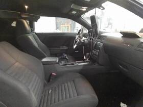 242.ch2s14 Dodge Challenger 2014 Transmission Shift