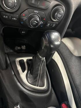 773119 Dodge Used Automatic Transmission Shift Lever Assembly Fits 2013 Dart Trans Shi