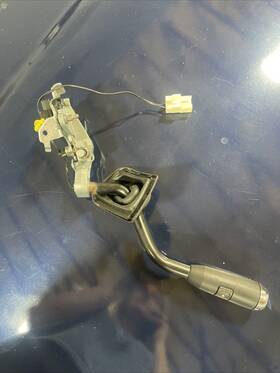 239.ch8o11 Dodge Truck 09-18 Ram Oem Mopar Gear Shifter Preowned