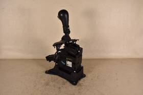07356552140 Factory/oem 16-21 Fiat 500x Automatic Gear Selector Shifter Floor