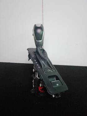 151568naa Ford 2017-2019 Escape 2.5l Gas Auto Transmission Gear Shifter Selector Lever Oem