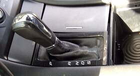242.fd1o13 Ford 2013 Taurus Transmission Shift In Black With Chrome Trim Knob Handle