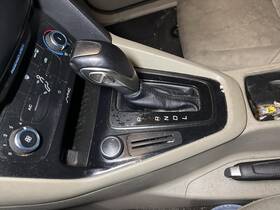 5086399 Ford Used Automatic Transmission Shift Lever Assembly Fits 2016 Focus Grade A