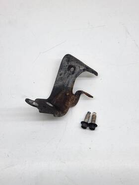8l8p7b229ac Ford 2008-2012 Escape V6 Awd Shift Cable Bracket On Transmission 3.0l 4x4