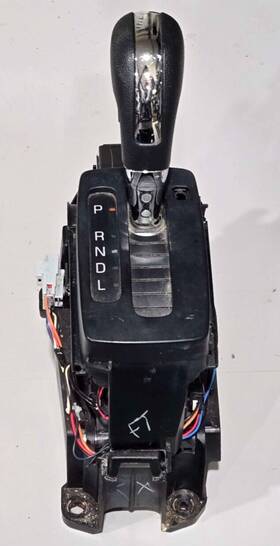 Aa0517-m312 Ford 2011-2013 Fiesta Automatic Transmission Gear Shifter Used Oem
