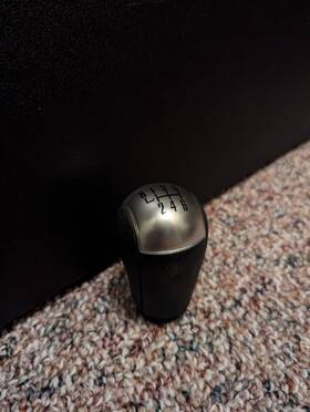 Br3z-7213-a Ford 2011-2014 Mustang Black 6 Speed Manual Gear Shift Knob Oem