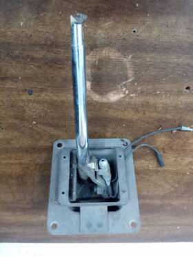 C5zz-7210h Ford C5zz-7210h/7a306b/7302c/7213m 65-66 Mustang Automatic Transmission Floor Or Console Shifter