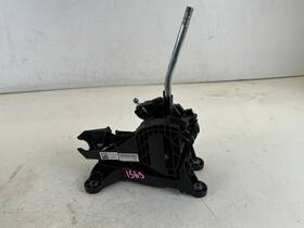 D2br-7c453-cpd Ford Fiesta St 6 Speed Shifter Wt Mk6 14-19 Oem