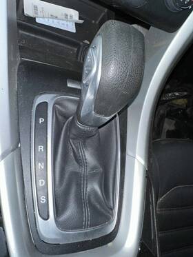 Dg9z7210ga Ford 13-16 Fusion Floor Shifter Without Leather With Shift Paddles