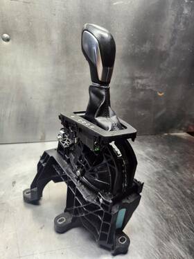 F1ep-7k004-fd Ford 2015-2018 Focus Automatic Transmission Shift Lever Assembly
