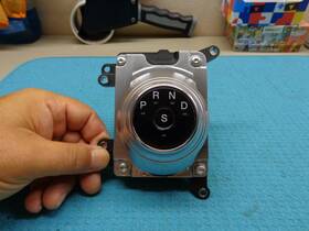 Hg9p-7p155-ar Ford Ssv Plug-in Hybrid 19 20 Transmission Gear Shifter Shift Selector Knob