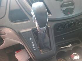 242.fd8i17 Ford Truck Transit15 2017 Transmission Shift 821337