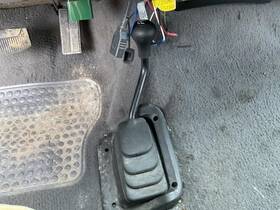 242.fd8m99 Ford Truck Shifter F250sd 1999 Transmission Shift 4705088