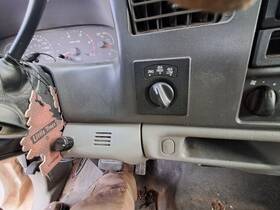242.fd8n03 Ford Truck F350sd 2003 Transmission Shift 1570294