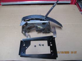 0206784 General Motors 1973-1981 Camaro 1970-1981 Firebird Automatic Floor Shifter Non Ratchet Shift Gm