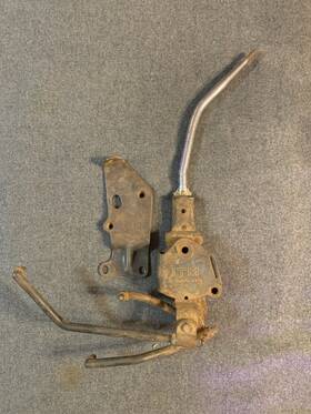 10001119 General Motors 10001121 79-81 Malibu Itm Shifter 4-speed 10001120 Saginaw Bracket Rods