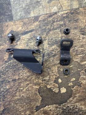 10024355 General Motors 1983-92 Camaro Firebird Trans Am 700r4 Auto Shifter Cable Selector Bracket Set