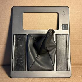 10027210 General Motors 84-88 Pontiac Fiero 5 Spd Manual Transmission Shifter Bezel Plate Top With Boot
