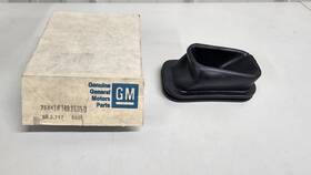 14036050 General Motors Genuine Gm Clutch Fork Boot 1982-90 Jimmy S10 Blazer Pickup S15