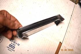 3882789 General Motors 1966 67 Chevelle Floor Console Shifter Top Plate Nice Chrome