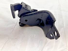 3918063 General Motors 1968-1972 Chevelle 4 Spd Shifter Mechanism And Bracket Four Speed Floor Shift