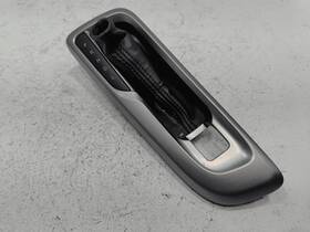 60008167 General Motors 2024-2025 Buick Envista Console Shifter Bezel Gear Position Indicator And Boot Oem