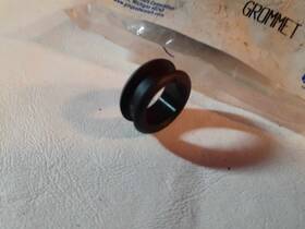 3975131 Gm Nos 1938-1975 Chevrolet Oldsmobile Ss Shifter Rod To Lever Grommet